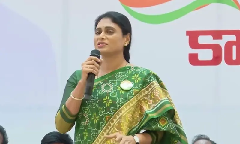 షర్మిల సైలెంట్ కాదు.. వైలెంటే.. !