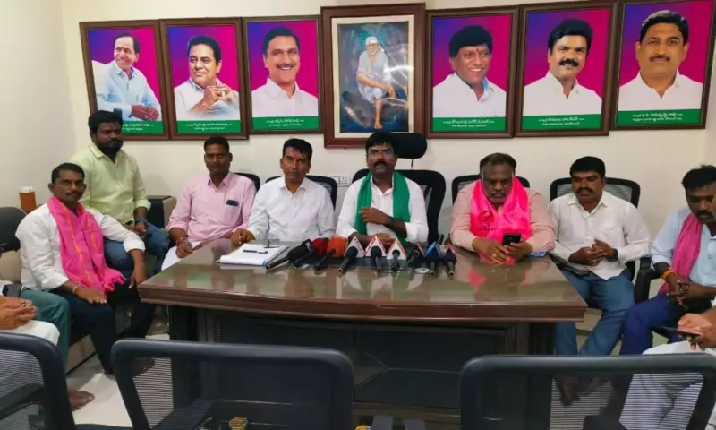 Karimnagar: ధాన్యం కొనుగోళ్లపై కాంగ్రెస్ సర్కార్పై రసమయి బాలకిషన్ ఫైర్!