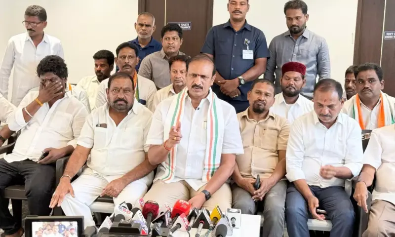 Karimnagar: పెట్రోల్ ధరల పెంపును వెనక్కి తీసుకోండి.. సుడా చైర్మన్ డిమాండ్