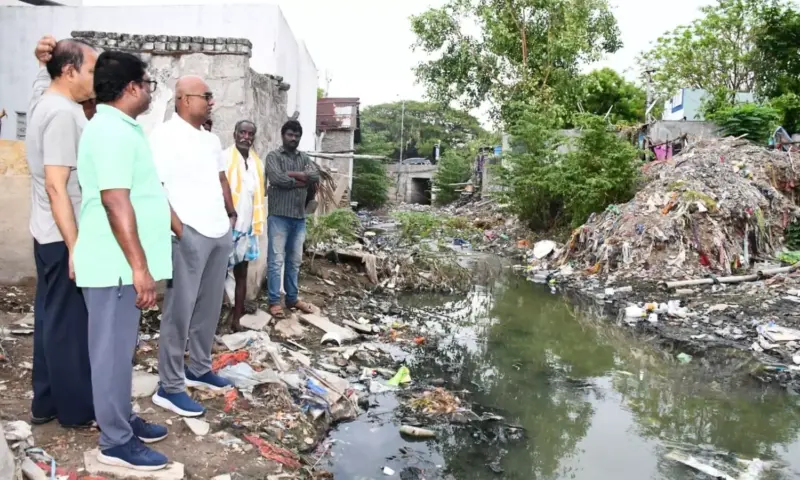 Kurnool: కర్నూలులో కమిషనర్ చల్లా ఓబులేసు ఆకస్మిక తనిఖీ