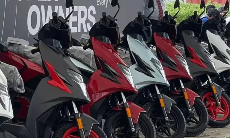 Electric Scooter: ఏథర్, ఓలాకు చెక్.. చౌక ధరలో 200 కి.మీ మైలేజ్ ఇచ్చే కొత్త ఈవీ.. ఫీచర్లు ఇవే!