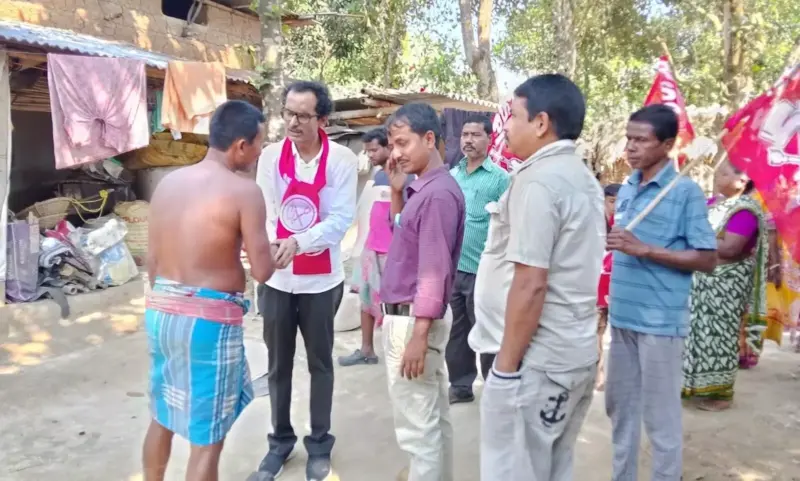 Two teachers from same  school enter electoral fray