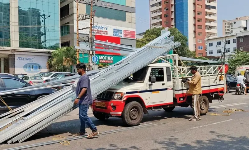 Narrow escape for school students in Kochi as steel pipes from van crash through car window