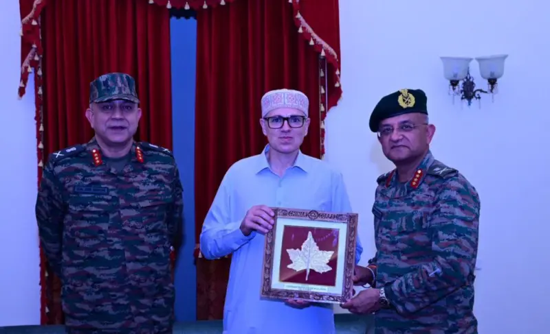 Senior Army Officers, Paras Hospital delegation call on CM Omar Abdullah in Jammu