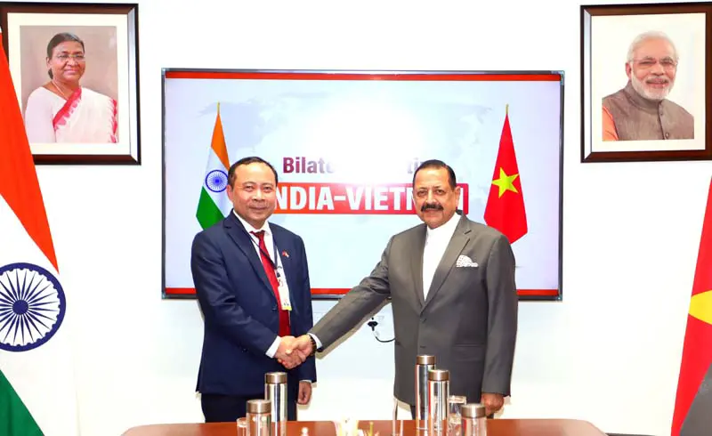 Vietnam Science Minister meets Dr Jitendra, discusses collaboration in deep tech innovations