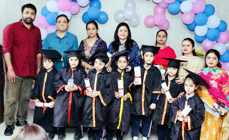 American School Paloura holds programme