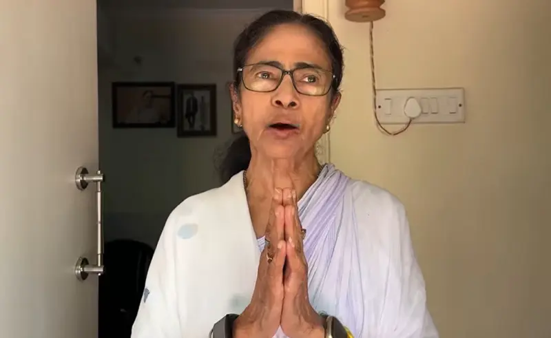 'ଜାଣିଶୁଣି ଭୋଟ ଗଣନାକୁ ବିଳମ୍ବ କରାଯାଉଛି': ଖରାପ ପ୍ରଦର୍ଶନ ପରେ ମମତା ବାନାର୍ଜୀଙ୍କ ପ୍ରଥମ ପ୍ରତିକ୍ରିୟା
