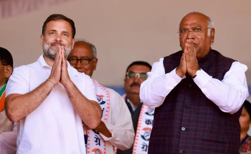 30 லட்சம் அரசு வேலைகள் நிரப்பப்படும் : காங்கிரஸின் 5 வாக்குறுதிகள்!