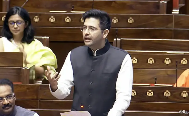 AAP के एक्शन के बाद राघव चड्ढा का पहला पोस्ट, इमोजी के साथ डाला वीडियो