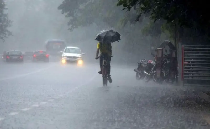 സംസ്ഥാനത്ത് വരും ദിവസങ്ങളില് ശക്തമായ മഴയ്ക്ക് സാധ്യത; ആറുജില്ലകളില് യെല്ലോ അലര്ട്ട്