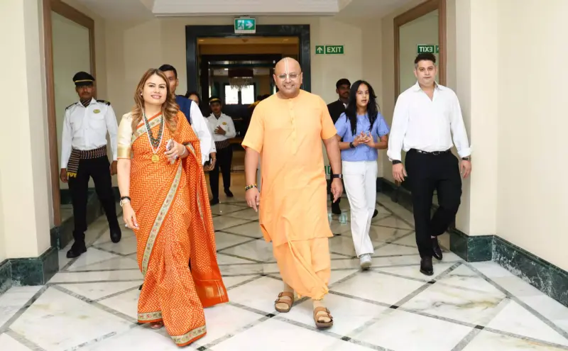 Don't Try to Prove Yourself, Improve Yourself: Gaur Gopal Das