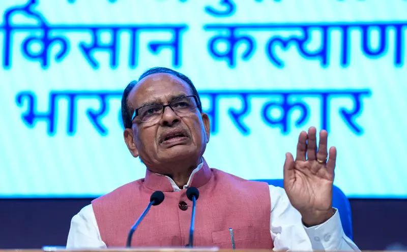 Shivraj Chouhan to launch 330 road projects costing Rs 3,550 crore in J&K on April 28