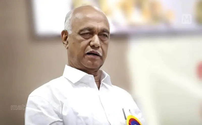 പിണറായി വിജയൻ്റെ വീട്ടില് നടന്ന ഇ ഡി റെയ്ഡ് രാഷ്ട്രീയ പ്രേരിതം; എളമരം കരീം