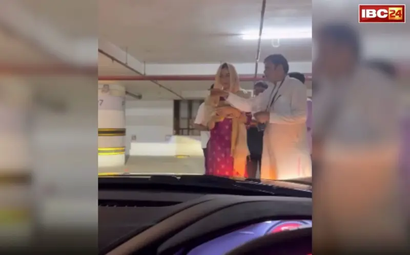 Hardik Pandya New Car: हार्दिक पंड्या ने खुद को दिया 12 करोड़ का गिफ्ट! खरीदी नई. ये करती दिखीं गर्लफ्रेंड महिका शर्मा, वीडियो वायरल