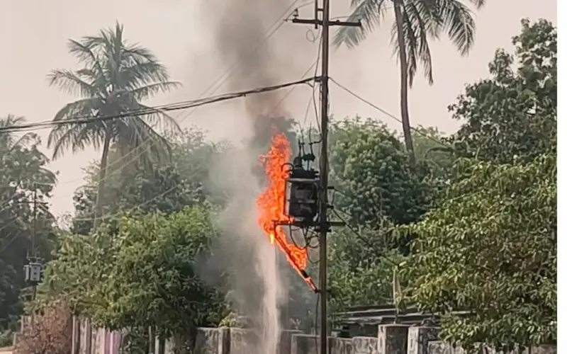 రుద్రంపూర్ నాలేరియా ట్రాన్స్ఫార్మర్లో మంటలు