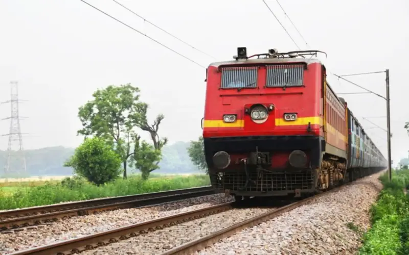 Strengthening Passenger Amenities and Crowd Management Across Indian Railways