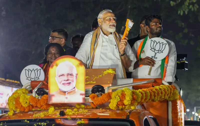 வெள்ள பாதிப்புகளை களைய முன்னுரிமை : சென்னையில் மோடி ரோடுஷோ!