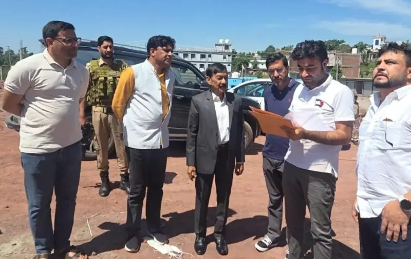 VC inspects progress of Main Gate Construction at BGSBU