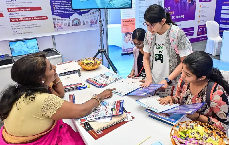 Edu expo broadens options, mock-ups give a headstart