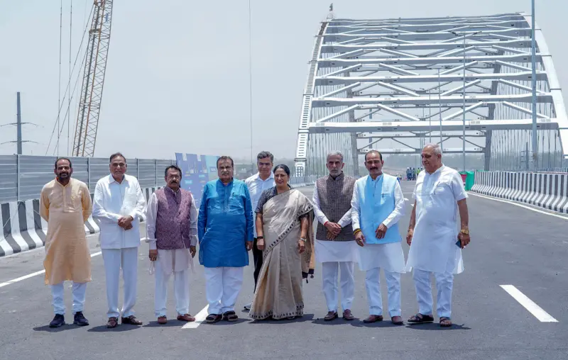 Union Minister Gadkari inspects 6-lane DND-Faridabad-Sohna highway project