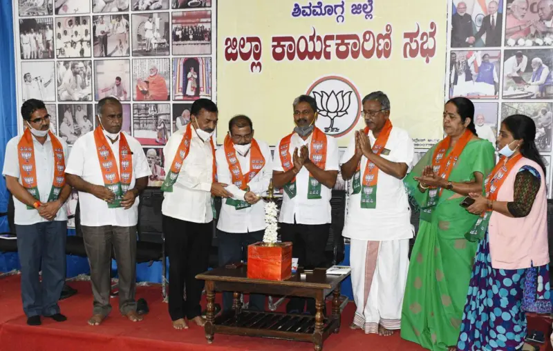ಶಿವಮೊಗ್ಗ: ಮನೆ ಮನೆಗೆ ಬಿಜೆಪಿ ಸರ್ಕಾರದ ಯೋಜನೆ ತಲುಪಿಸಲು ಸಲಹೆ