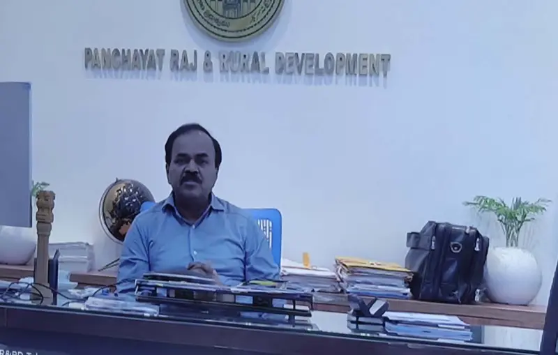 ఉపాధి హామీ పనులు వేగవంతం చేయండి