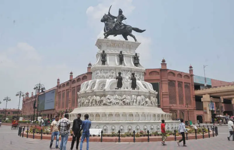 New statues of Sikh warriors to be installed on Heritage Street in Amritsar
