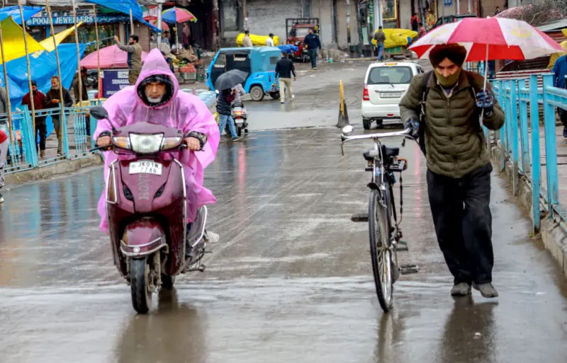 Heavy Showers May Lead To Flash Floods, Landslides In Parts Of Kashmir: MeT