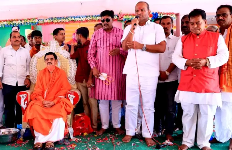 ಬಸವಕಲ್ಯಾಣ: ಮಠಾಧೀಶರು ಜಾತ್ಯತೀತ ಆಗಿರಲಿ