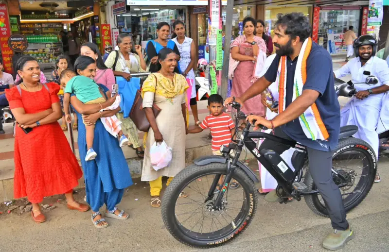 തെരഞ്ഞെടുപ്പ് പ്രചാരണം അവസാന ഘട്ടത്തിലേക്ക്; ഇനി വോട്ടര്‍മാരെ വീട്ടില്‍ പോയി കാണും : ഇന്ന് ദു:ഖവെള്ളിയിലും പ്രചാരണം സജീവം