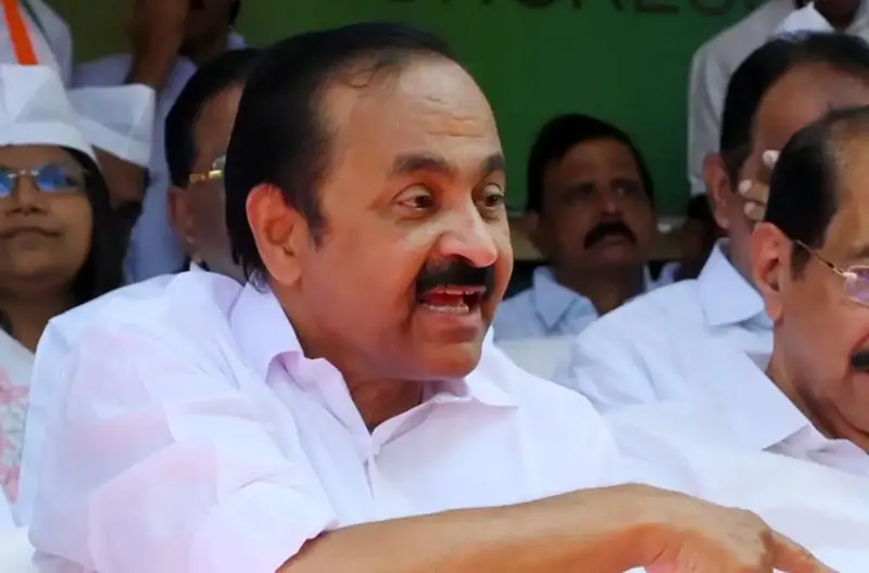 వీడిన కేరళం సీఎం సస్పెన్స్