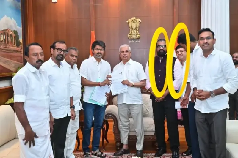 విజయ్ టీమ్‌లో తెలుగు వ్యక్తులు