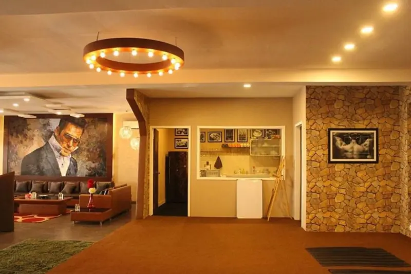 Salman Khan's house looks very luxurious from the inside, click here to see photos