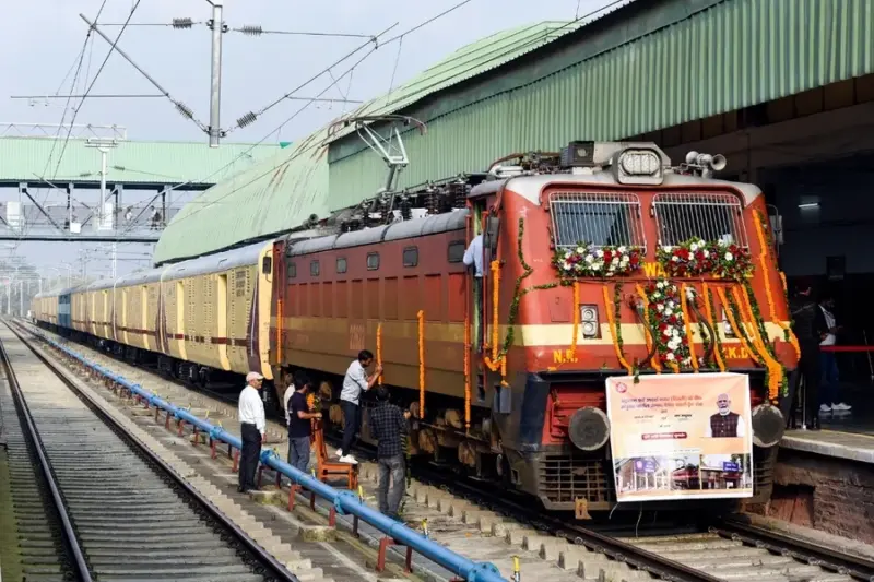 700,000 passengers a day: Inside New Delhi station's ambitious revamp plan