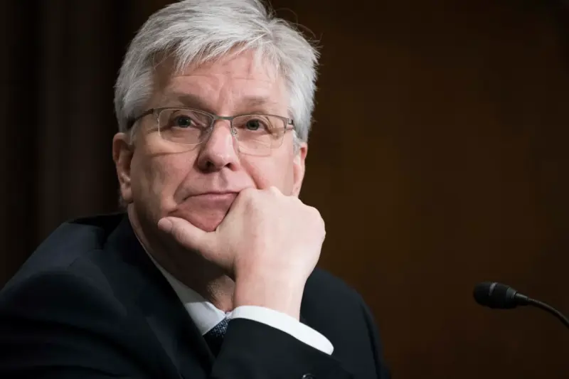 Fed's Waller Says Economy Feeling The Squeeze - Upcoming Jobs Data Won't Dissuade Him From Bating For December Rate Cut