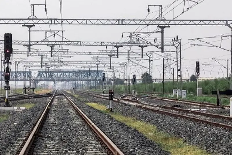 Indian Railways Approves Rs 765 Crore For Electric Traction Upgrades And Optical Fibre Network Expansion Across Key Corridors