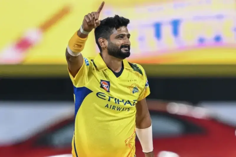 Khaleel Ahmed Injury Update: Chennai Pacer Leaves Field After Failing to Complete Over in CSK vs KKR IPL 2026 Match