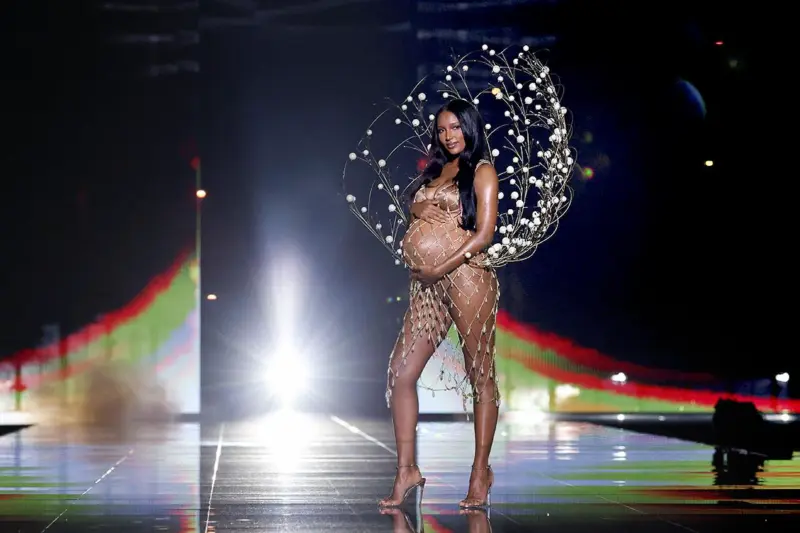 Victoria's Secret Show 2025: The Angels Are Back!