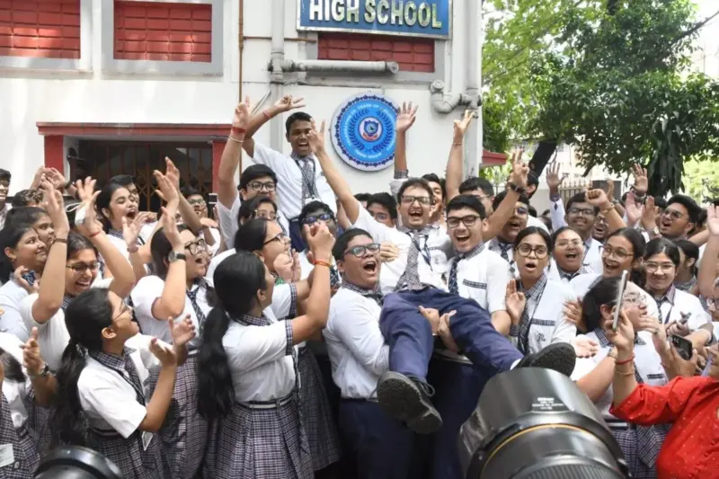 Girls outshine boys in ICSE,  ISC; Pass rates top 98%