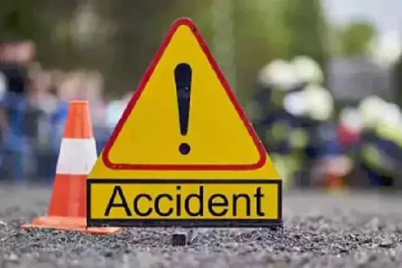 SUV rams into truck on Daitary-Paradeep highway in Odisha's Jajpur, five dead, seven injured