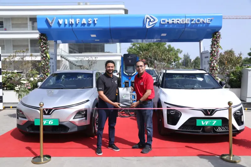 VinFast's V-Green and ChargeZone Launch Co-branded Charging Network in India | Autocar Professional