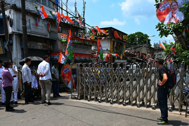Security tightened around Mamata's home, secretariat; TMC chief reaches counting centre