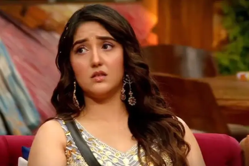 Bigg Boss 19: 'Dignified Ladkl Physical Violence Krke.' Netizens MOCK Ashnoor Kaur After She's Removed From Show For Hitting Tanya Mittal