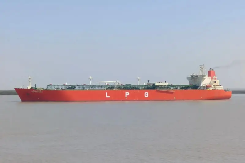India-Flagged LPG Tanker Green Asha Crossing Strait Of Hormuz: Report
