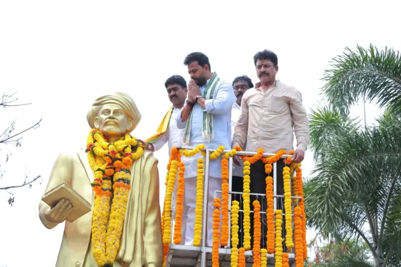 పూలే ఆశయాలే మా ఎజెండా : కేంద్ర మంత్రి రామ్మోహన్ నాయుడు