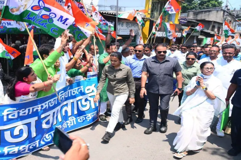 ''আমি তো বিজেপির মতো 'গ্যাস বেলুন পলিটিক্স' করি না...'', শ্রীরামপুরে বললেন মমতা