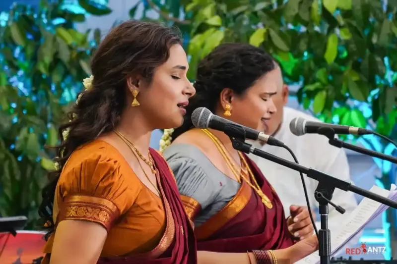 Hari Teja : నిరంతరం సనాతనం.. చెల్లితో కలిసి హరితేజ భజన కార్యక్రమం..