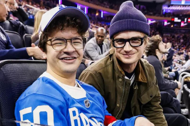 Dustin and Steve from 'Stranger Things' reunite, this time for a hockey game