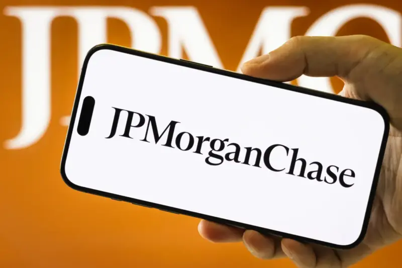 JPMorgan Beats Revenue Estimates In Q4 - A Record Quarter For Wealth Unit Offsets Apple Card Drag