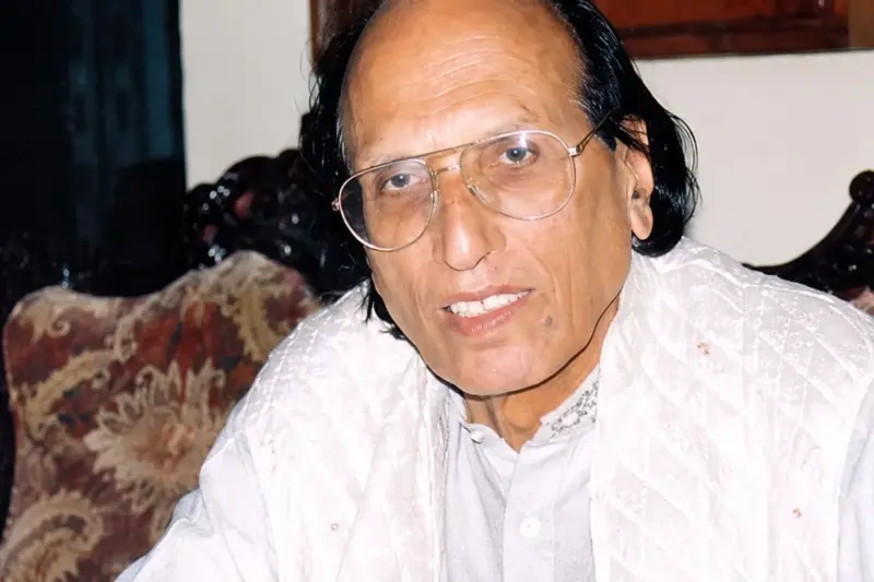 Poet Bashir Badr Passes Away: معروف شاعر اور پدم شری بشیر بدر کا بھوپال میں انتقال، 91 برس کی عمر میں لی آخری سانس
